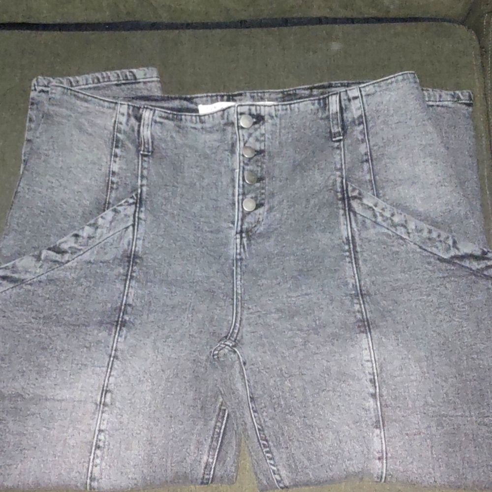 Trendy Plus Size Button-Front Jeans 